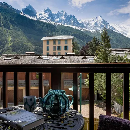 Chloe * Chamonix